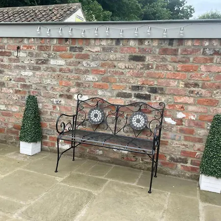 Moat View Free Parking, Ev Charging & Central Lejlighed York